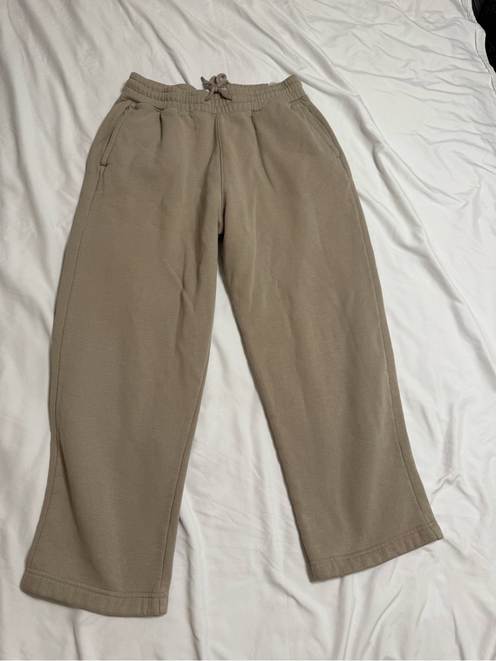 Hollister Men's Drawstring Joggers in Taupe Neutral